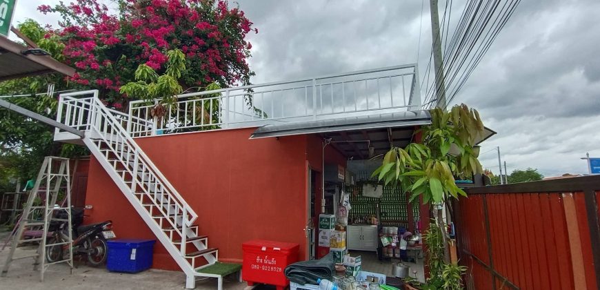 +บ้านเดี่ยว 2 หลัง พร้อมร้านค้า ที่ดิน 100 ตรว. ซอยท่าอิฐ ใกล้ราชพฤกษ์ เพียง 6.5 ล้าน