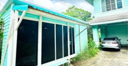 *บ้านเดี่ยวแถมบ้านน็อคดาวน์ ติดวัดปรางค์หลวง ที่ดิน 184 ตรว. เพียง 6.9 ล้าน บรรยากาศดี พื้นที่เยอะ