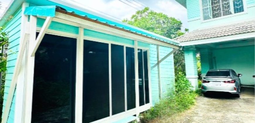 *บ้านเดี่ยวแถมบ้านน็อคดาวน์ ติดวัดปรางค์หลวง ที่ดิน 184 ตรว. เพียง 6.9 ล้าน บรรยากาศดี พื้นที่เยอะ