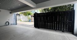 บ้านเดี่ยว 3 ชั้น สไตล์โมเดิร์น พร้อมสระว่ายน้ำส่วนตัว ลาดพร้าว-วังหิน ลดพิเศษจาก 15 ล้าน เหลือ 12.9 ล้านบาท!