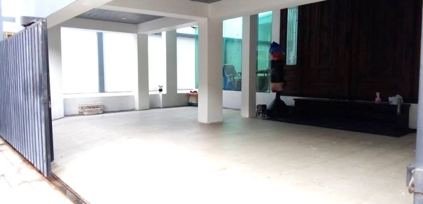 บ้านเดี่ยว 3 ชั้น สไตล์โมเดิร์น พร้อมสระว่ายน้ำส่วนตัว ลาดพร้าว-วังหิน ลดพิเศษจาก 15 ล้าน เหลือ 12.9 ล้านบาท!