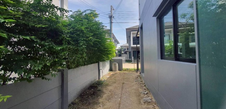 *บ้านแฝดหลังใหญ่สุดในโครงการ! ลุมพินี ทาวน์วิลล์ ราชพฤกษ์-ปิ่นเกล้า ทำเลทอง พร้อมอยู่