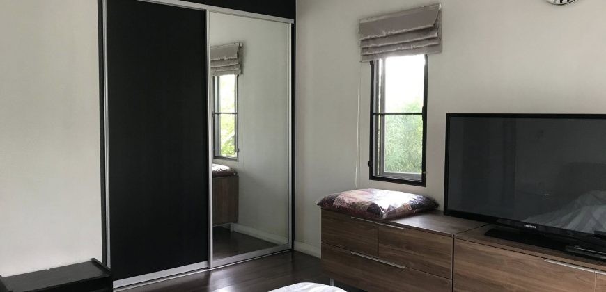 บ้านเดี่ยวหลังมุม หมู่บ้านฮาบิเทีย วัชรพล ใกล้รถไฟฟ้าสายสีชมพู 5.9 ล้าน